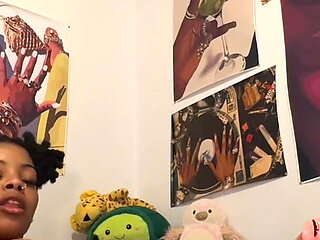 Fuck Machine Footjob