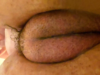 Amateur BBW Mature Cand!d Sandra gets soaking wet in a hot shower