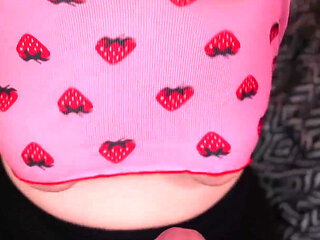 Turning Your GF Onto Cuckolding