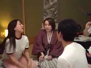 06085,Japanese lewd sex videos