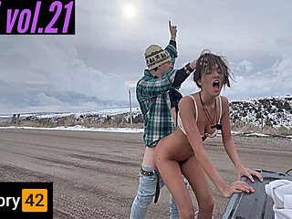 Petite Latina Aubry Babcock Gives Wild Outdoor Blowjob and Facial - Complete Girlfriend Experience