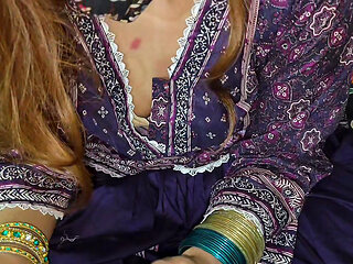 Desi Indian STEP-SISTER-Clear Hindi Audio Moaning