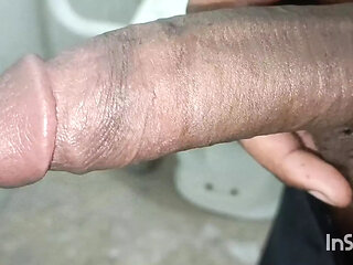 Indian Muslim Boy Masturbation in the Bathroom
