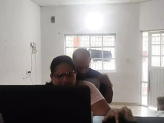 Housewife Cheats on Husband with Repairman - Hard Kitchen Fuck & Good Blowjob