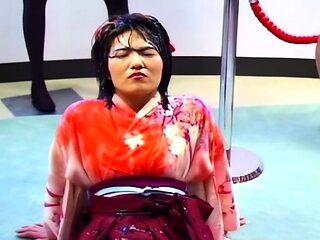 Asian schoolgirl enjoy group sex