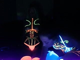 Hot 3D redhead licking a pussy while getting fucked