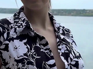 Tits Flashing