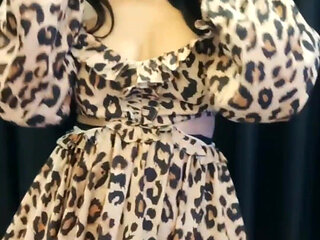 Clothes Change Dance Show Turkish Revealed