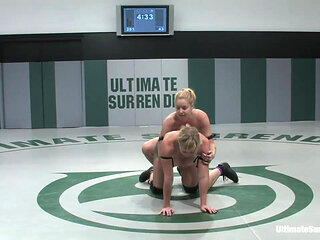 Hollie Stevens "the Amazon" (1-0) Vs Adrianna Nicole "the Adrianaconda" (0-0)