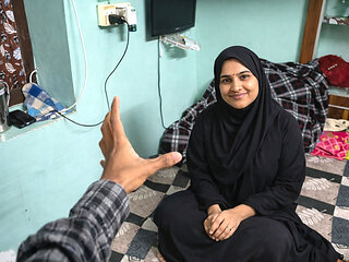 Newly married Pakistani Bhabhi has other plans