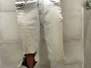 REAL desperation pants pee