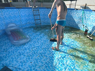 Pool Fucking - Public Sex