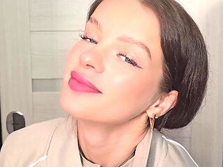 The incompetent delivery girl compensates by being a good slut