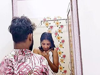 A Desi Bhabi After Bath Night Sex Hardcore Fucking