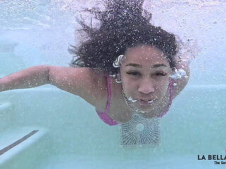 Relaxing MILF Jacuzzi Soak with Lofi Melodies