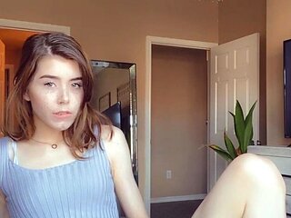 Petite small tit babe with perfect pussy masturbates