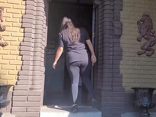 Fucked in Queen Jesebel's Royal Bedroom