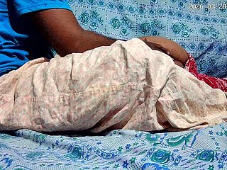 Indian boobs and maid sex in the office 2986