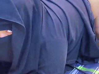 Whhh Uhhh Please Fuck My Big Ass, Im a Single Moroccon Girl