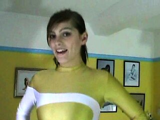 Amateur teen porsha solo action