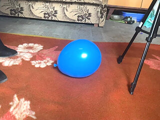 100kgs Bigbootylucy Stomps Balloons in High Heels! 2 Cameras with Slow Motion!