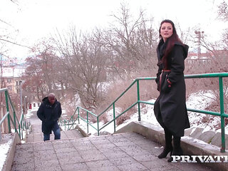 Katy Rose, bad girls go black