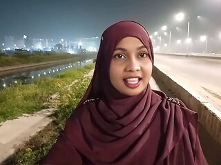 Outdhoor Hijabs Gril in Streets waking and dirty talking and beautiful face real sex video enjoy my fuckings video