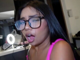 Asian Baddie 'Arrita' Takes on a BWC