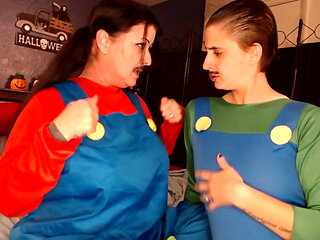 Lesbian Kissing Halloween Cosplay