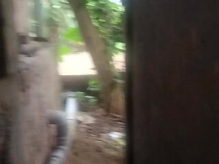 I masturbated naked outside the rented room