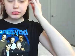 Cute blonde amateur webcam teen masturbating