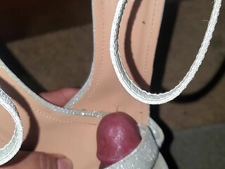 mechanic took teacher heels home for the night