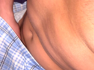 Handjob in Pyjamahose