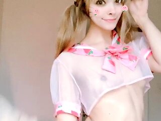 Hot amateur webcam teen masturbates for their fans