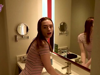 Lucky Seth Brogan Fucks 18yo Cunt! Reese Robbing Got Creampied!