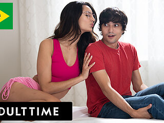 ADULT TIME - Eliza Ibarra Puts Wrong Glasses & Fucks Her Stepbro Instead Of BF! PORTUGUESE SUBTITLES