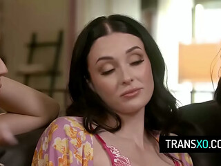 Lesbian in Training - Charlotte Sins, Jade Venus, Zariah Aura, Victoria Grant