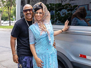 Plump Granny with Glasses Takes BBC in Van Doggystyle