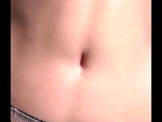 Experience the charm of Yeloly Christina up close.
