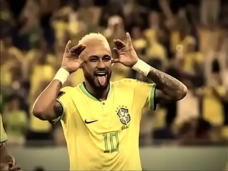 Neymar estorano a bola no pau