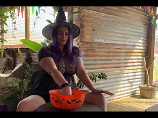 Halloween Treat Solo Squirt Spellbinding