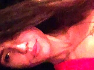 Tattoed Amateur Webcam Girl Hot Dildo Action Masturbation
