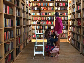 I Unexpectedly Give the Chemistry Teacher a Blowjob in the Library