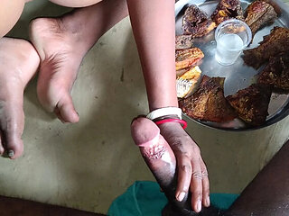 Desi Bhabhi Drunk and Sucking Cock - Yousokhona Homemade Indian Sex