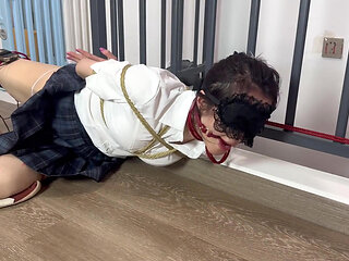 Yumeng Punishment Kneeling + Electric Shock + Orgasm