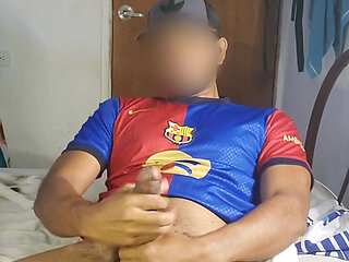 Hi, My Name Is Charly, I'm 22cm and I'm Active, I Masturbate with Both Hands