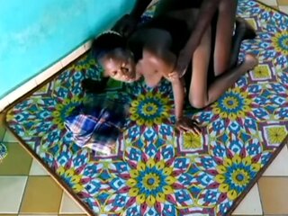 I Ejaculated 1liter Of Spermatozoa On The Thighs Of The Milf