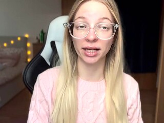 Goddess Bella Rae Goons Blonde