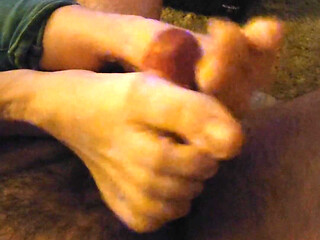 Footjob Relaxation for Him Empties the Balls