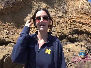 Exploring The Beach On This Date With Blowjob, And Fucking Her Deep In Public With Serena Hill